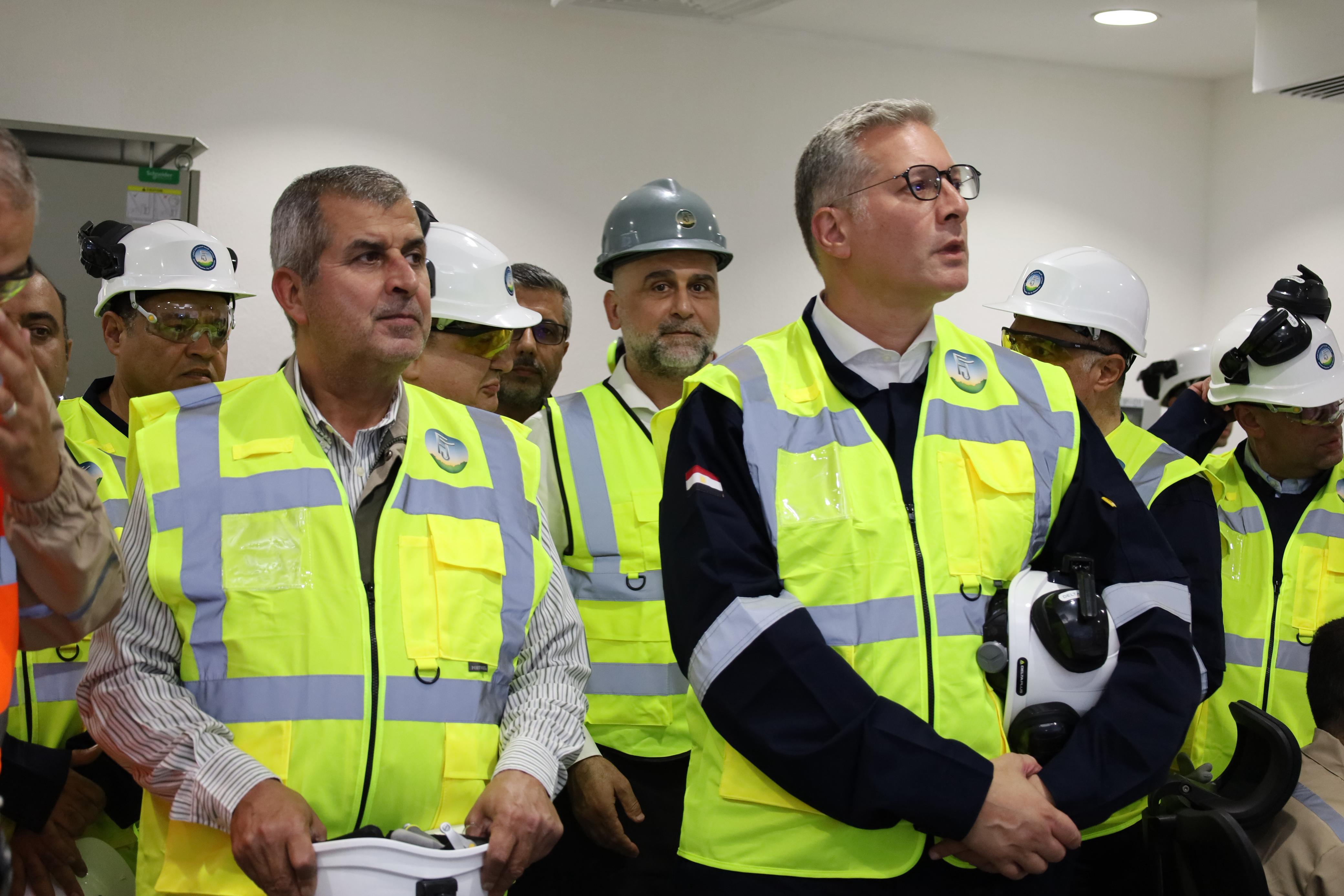 Madar Al-Saa Images 0.4175219589474838