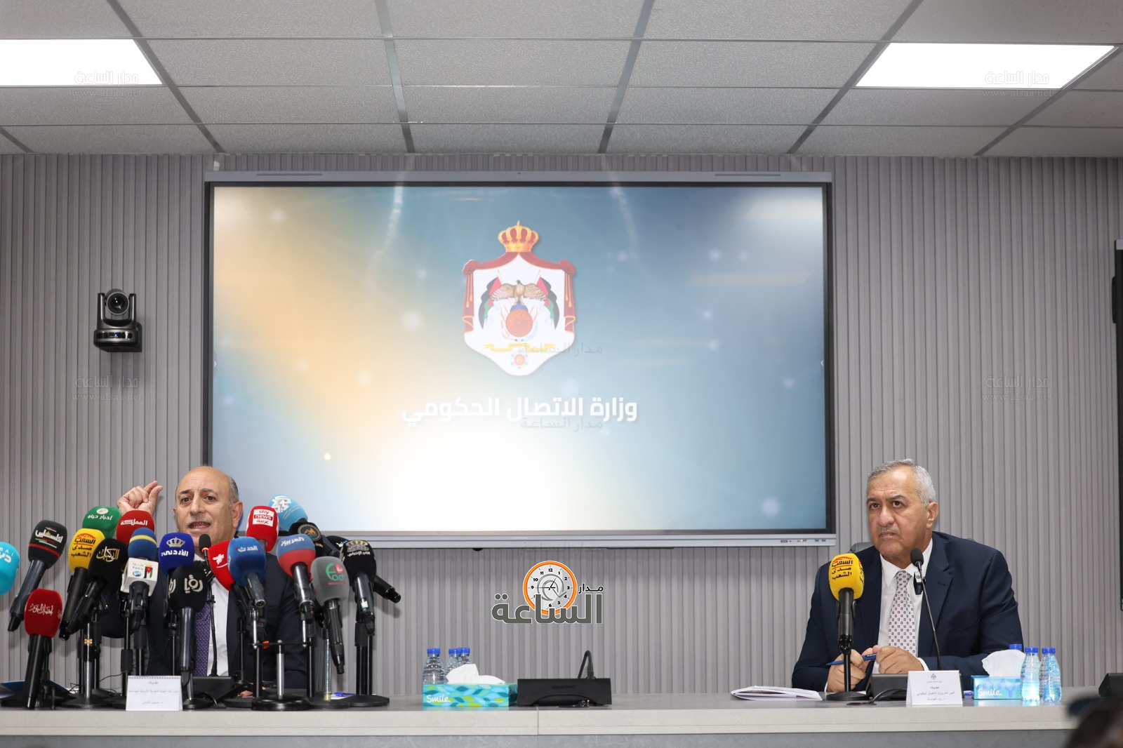 Madar Al-Saa Images 0.42730513850204177