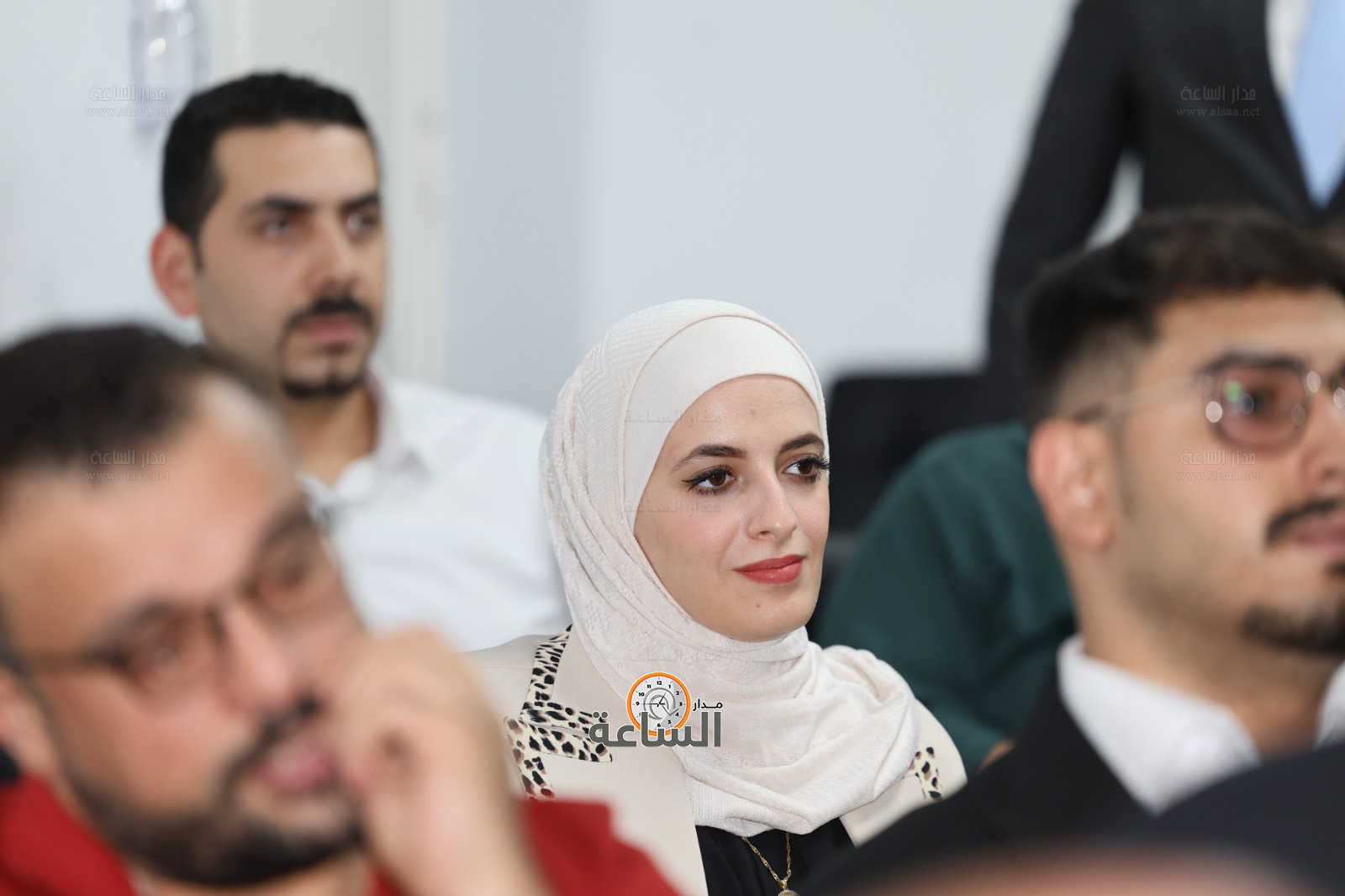 Madar Al-Saa Images 0.2630366869734535