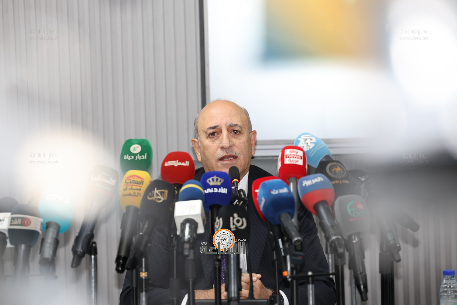 Madar Al-Saa Images 0.0672888666565461