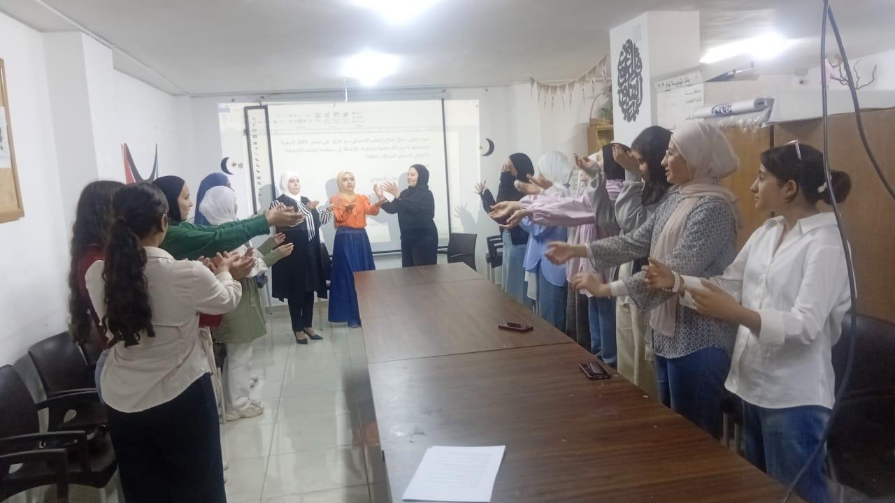 Madar Al-Saa Images 0.10121063787320461