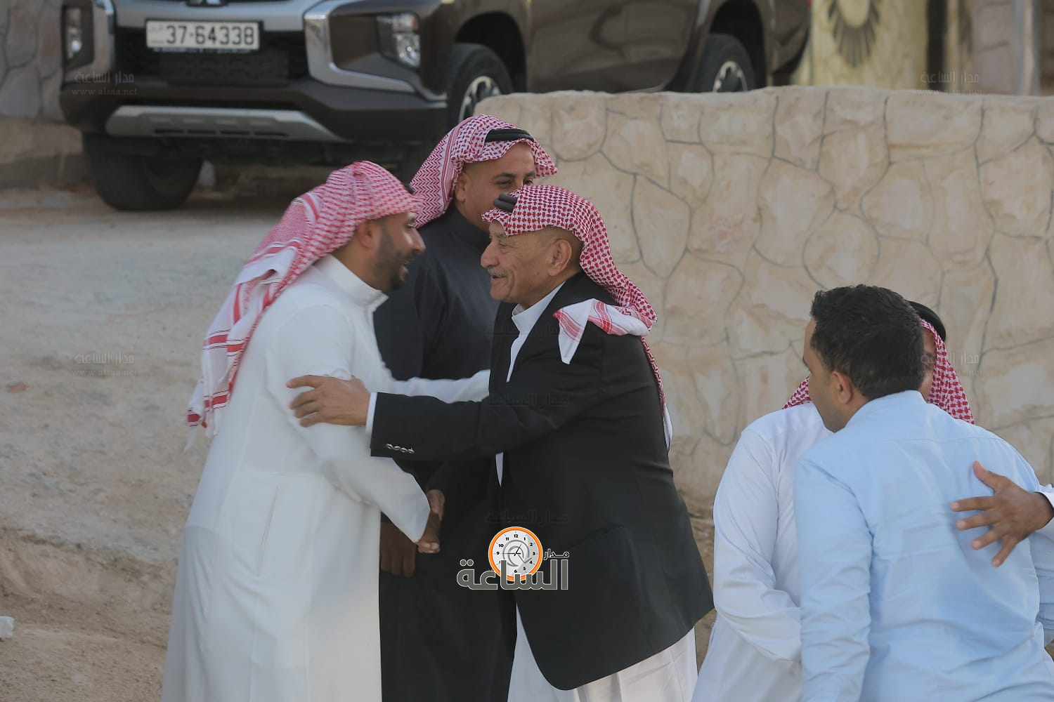 Madar Al-Saa Images 0.6263760686695171