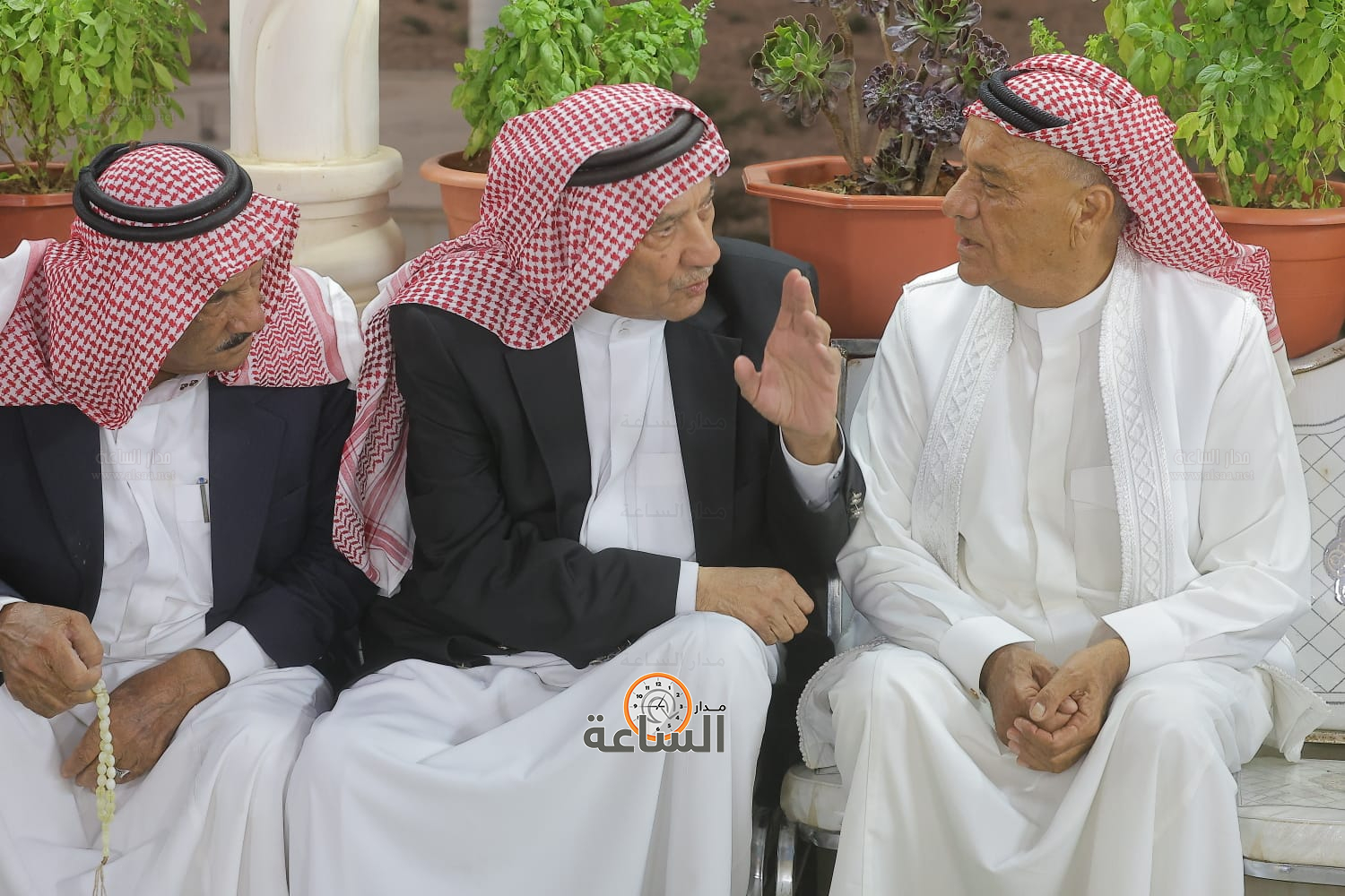 Madar Al-Saa Images 0.26651344439336944