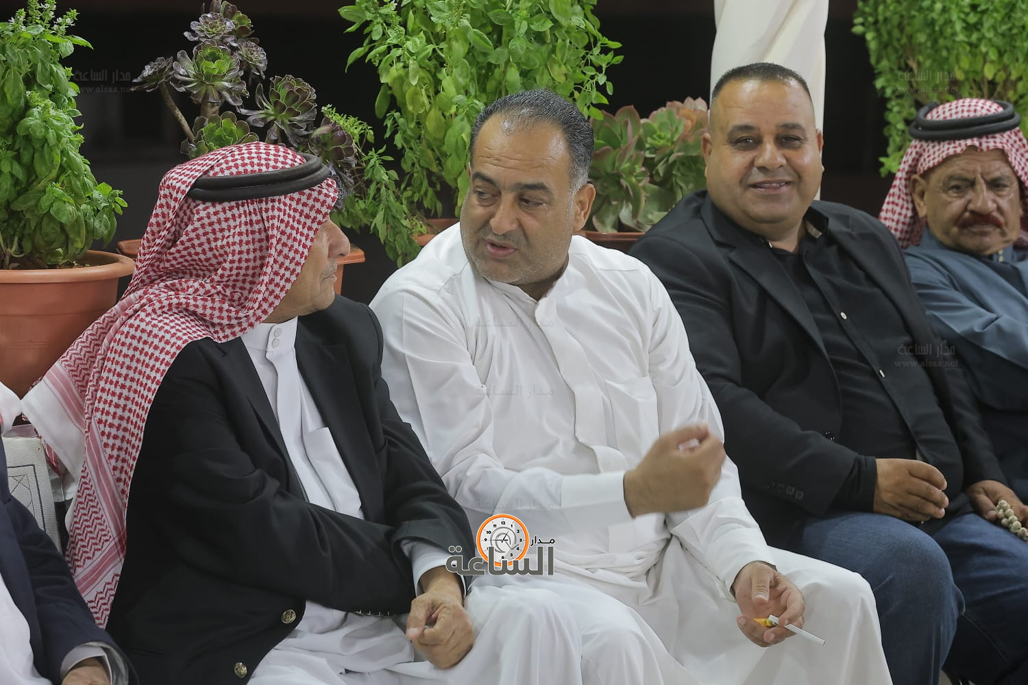 Madar Al-Saa Images 0.5459415042051432