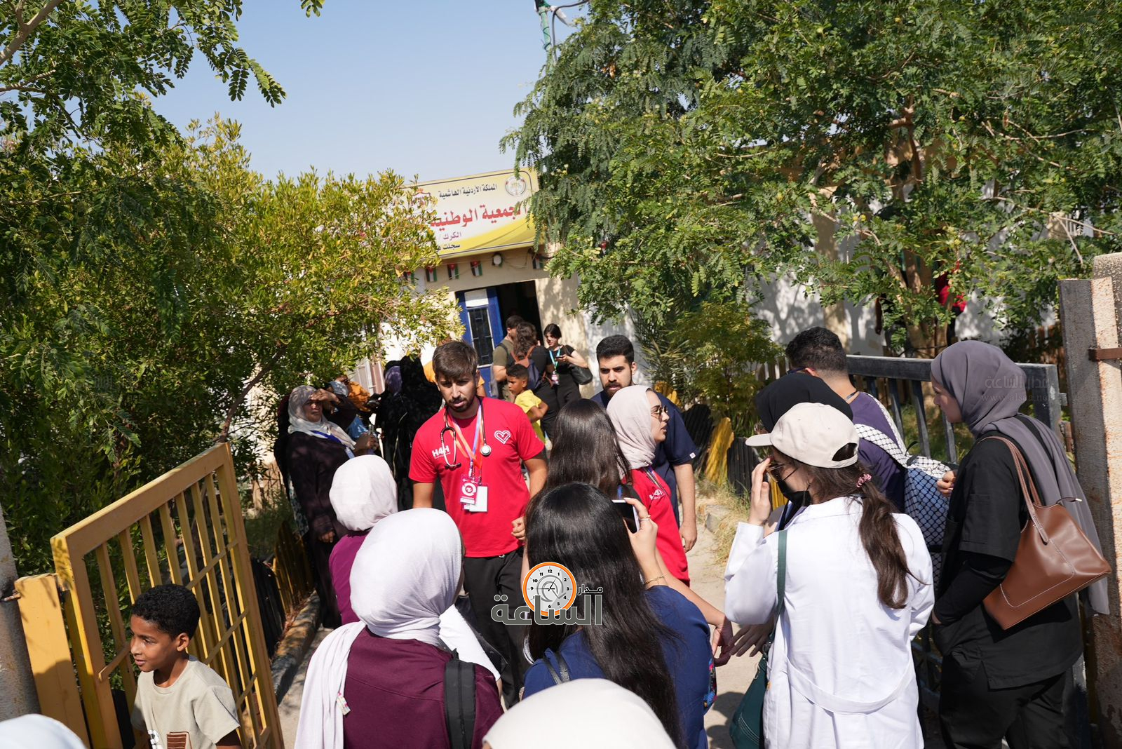 Madar Al-Saa Images 0.40683140436357024