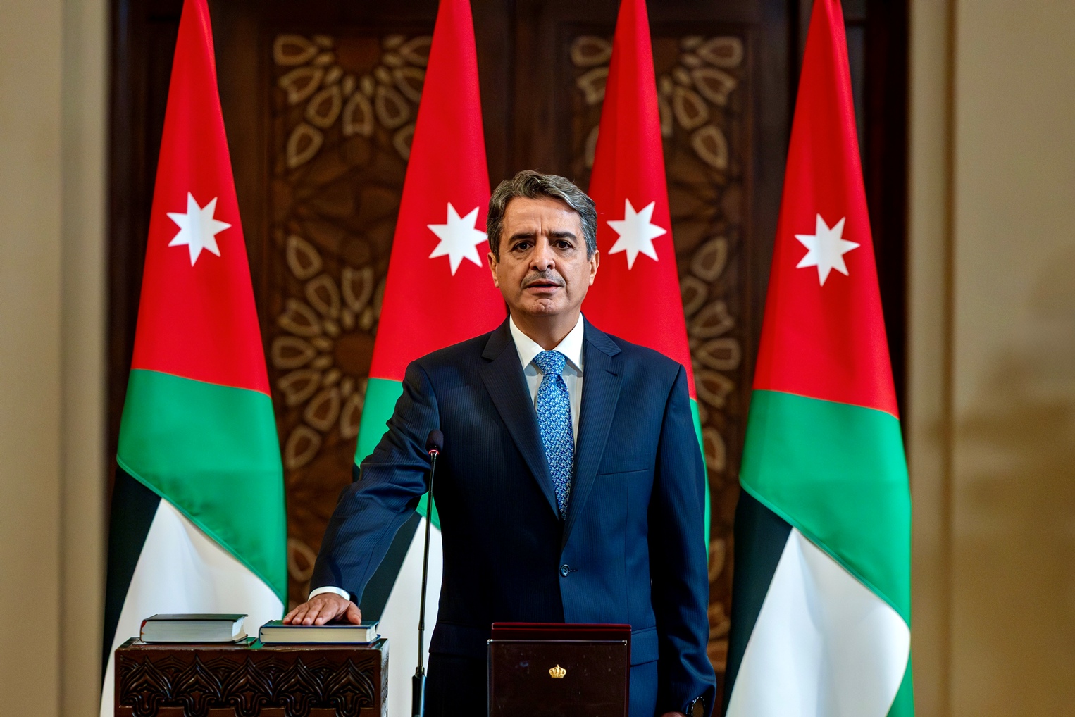 Madar Al-Saa Images 0.9712528481084199