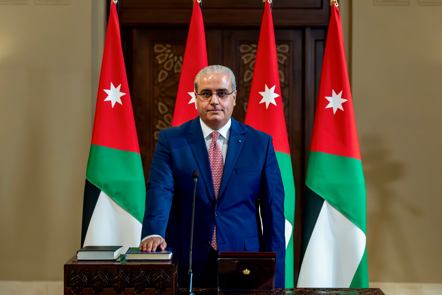 Madar Al-Saa Images 0.5384332459234152