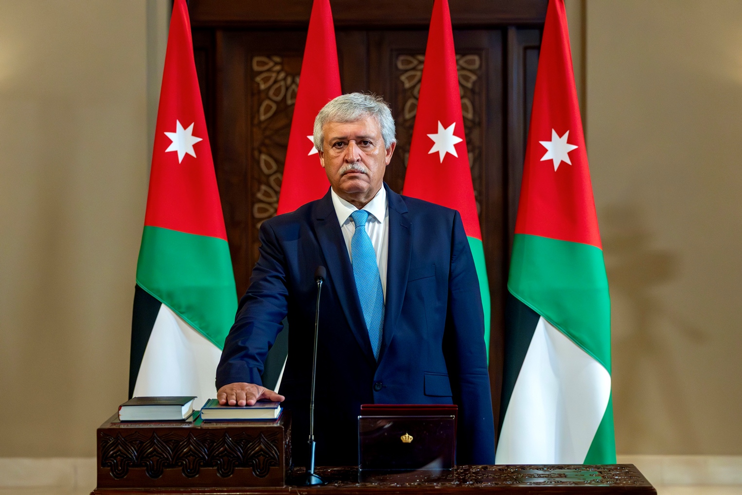 Madar Al-Saa Images 0.444841126894708