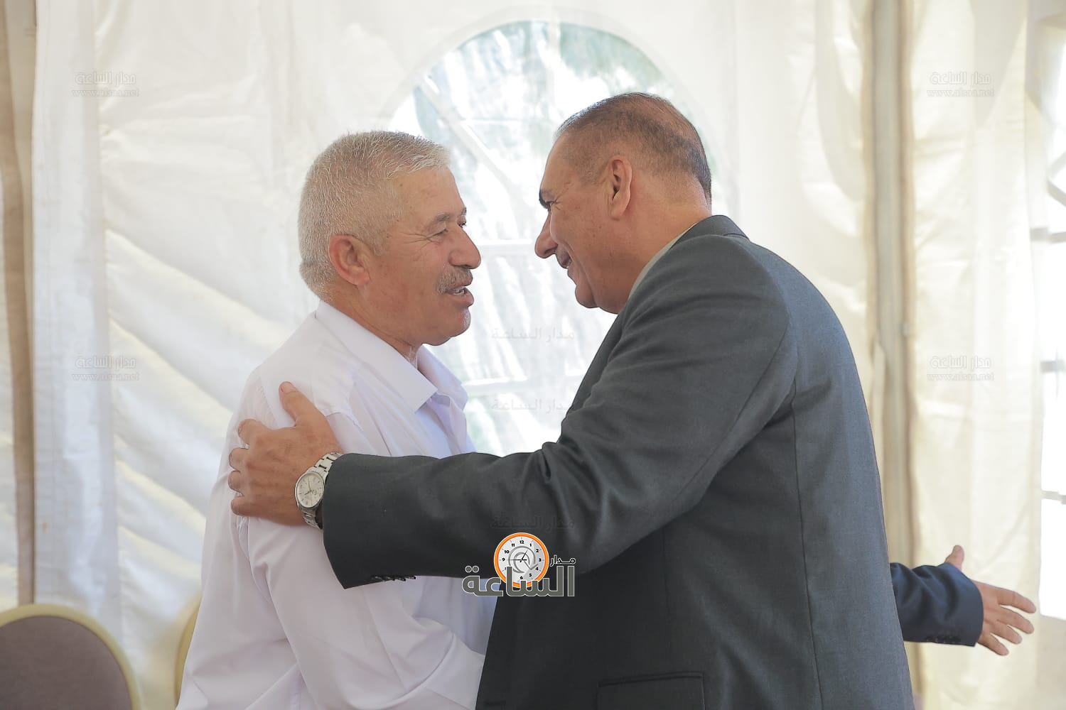 Madar Al-Saa Images 0.4826518138722292