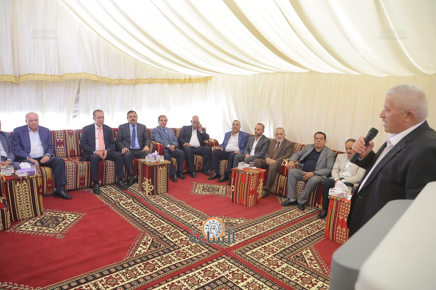 Madar Al-Saa Images 0.8647377288828091