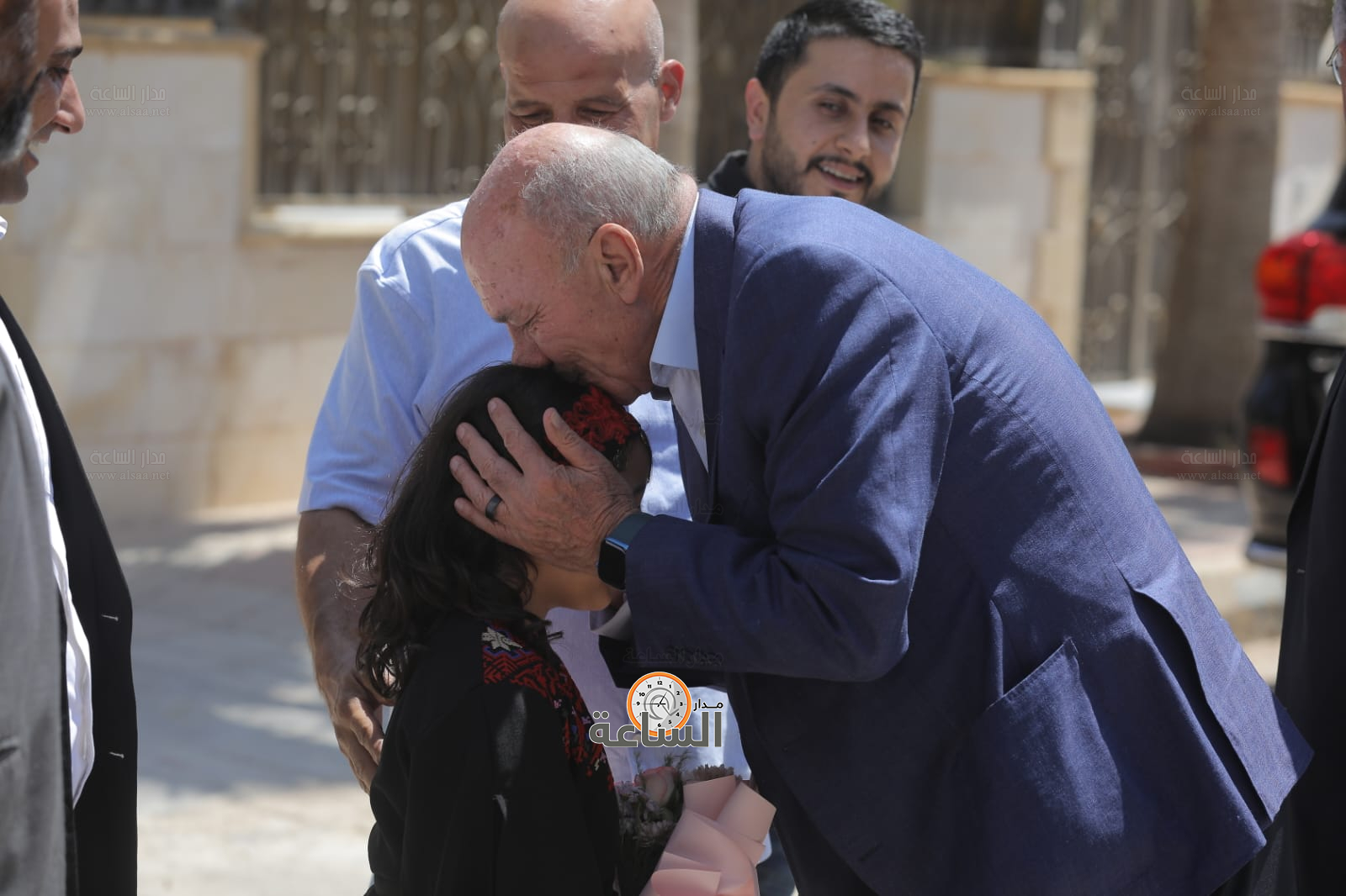 Madar Al-Saa Images 0.2381586970574091