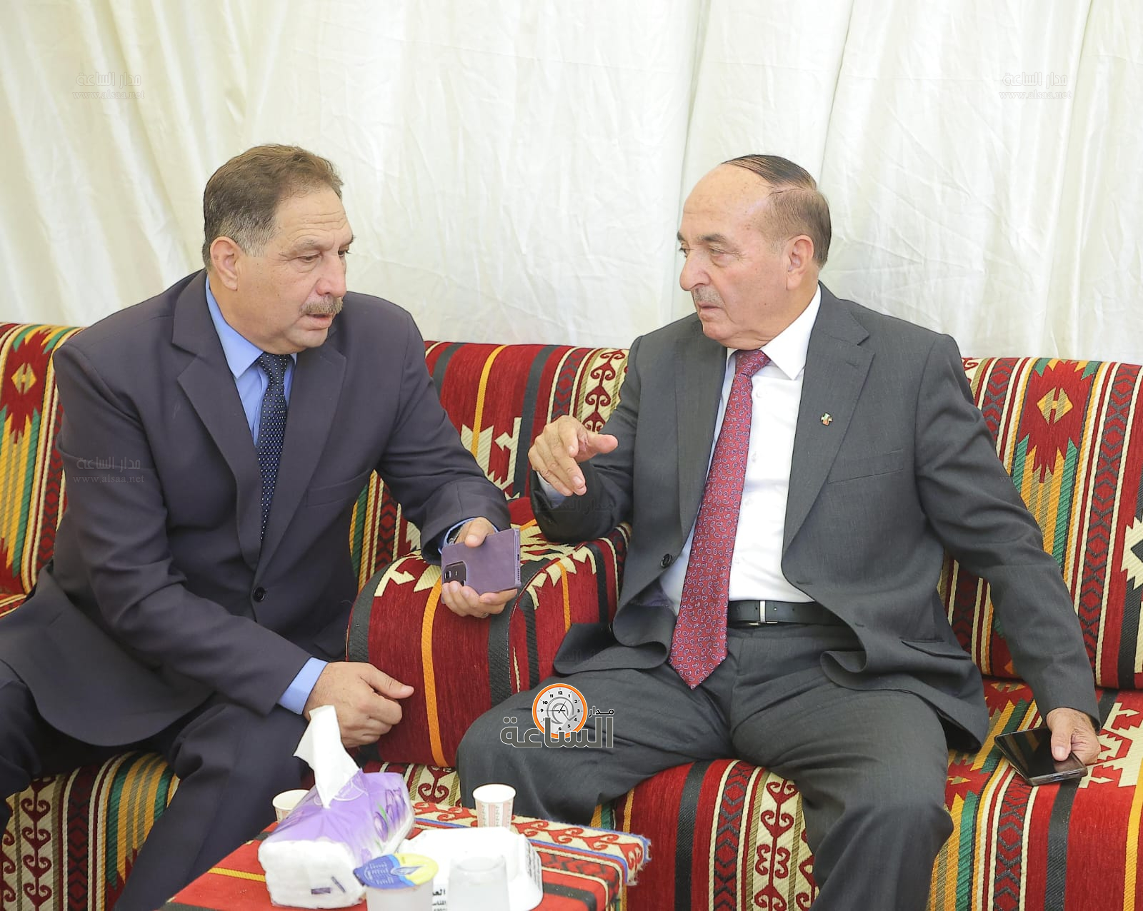 Madar Al-Saa Images 0.34853508576307624