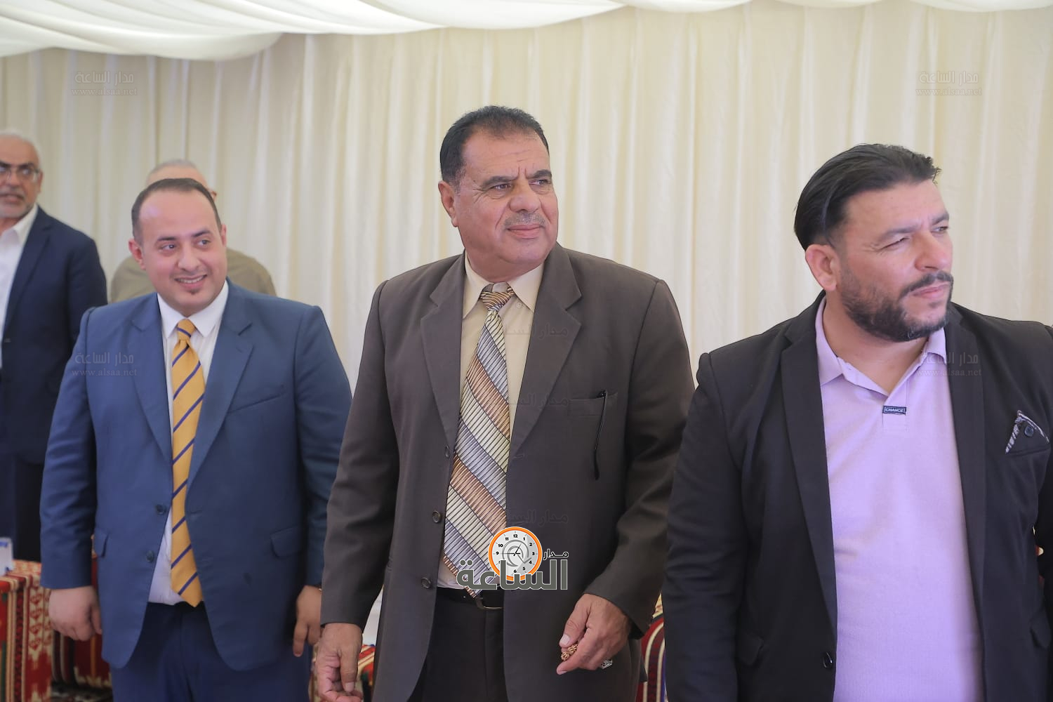 Madar Al-Saa Images 0.8507422213563746