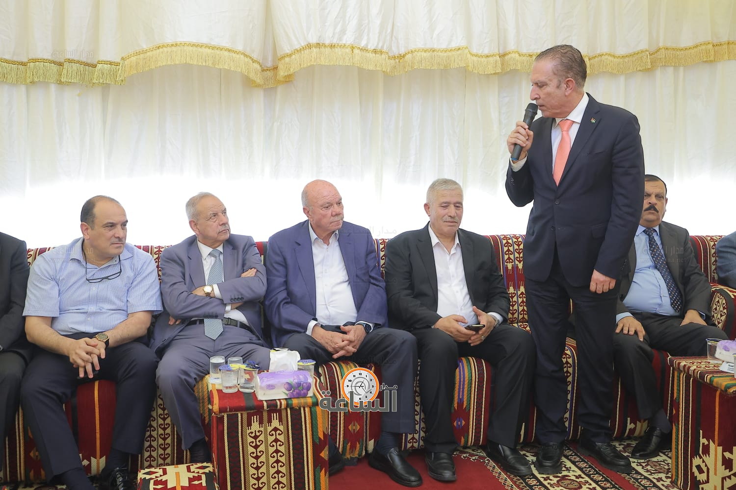 Madar Al-Saa Images 0.6492364606514883