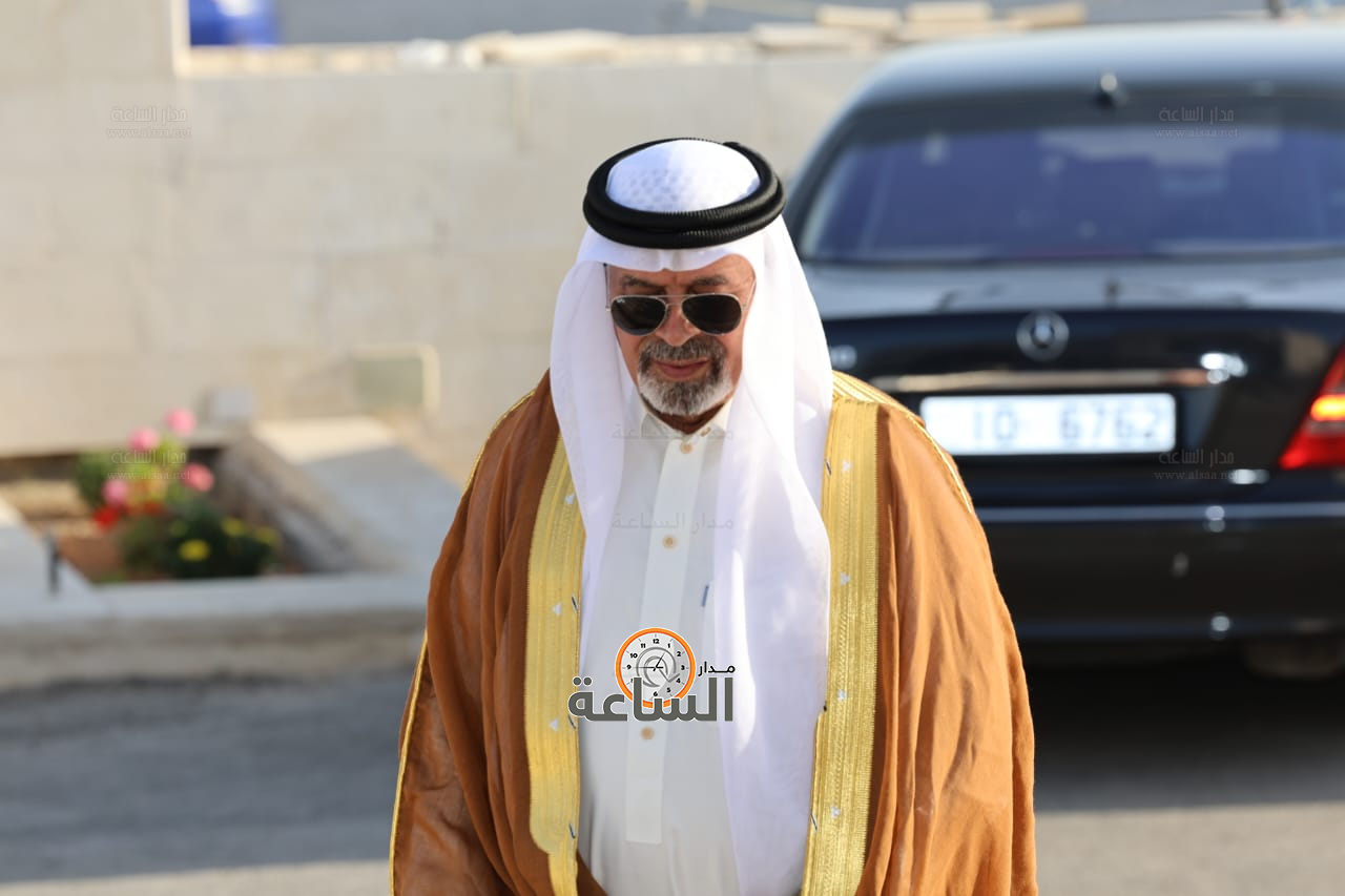 Madar Al-Saa Images 0.48594841346510387