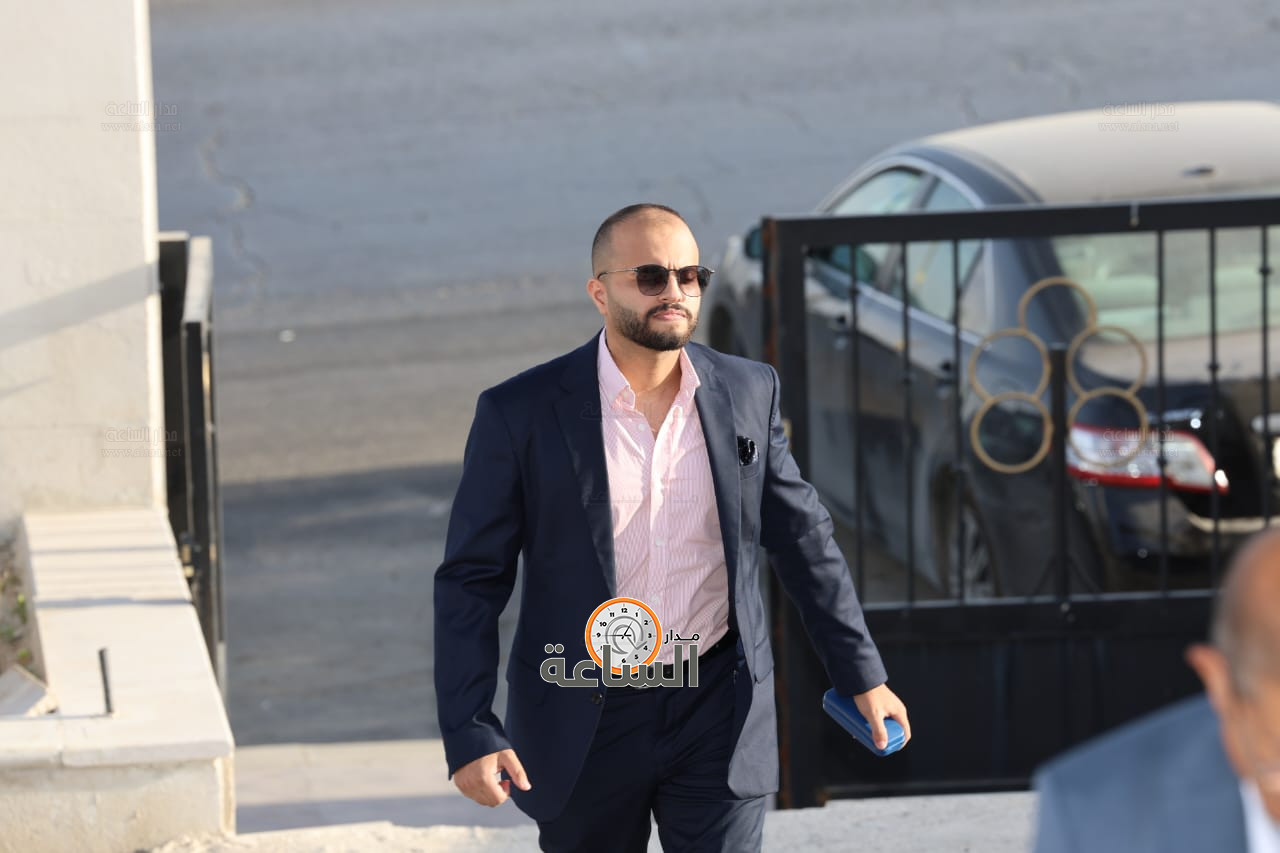 Madar Al-Saa Images 0.1572784832359443