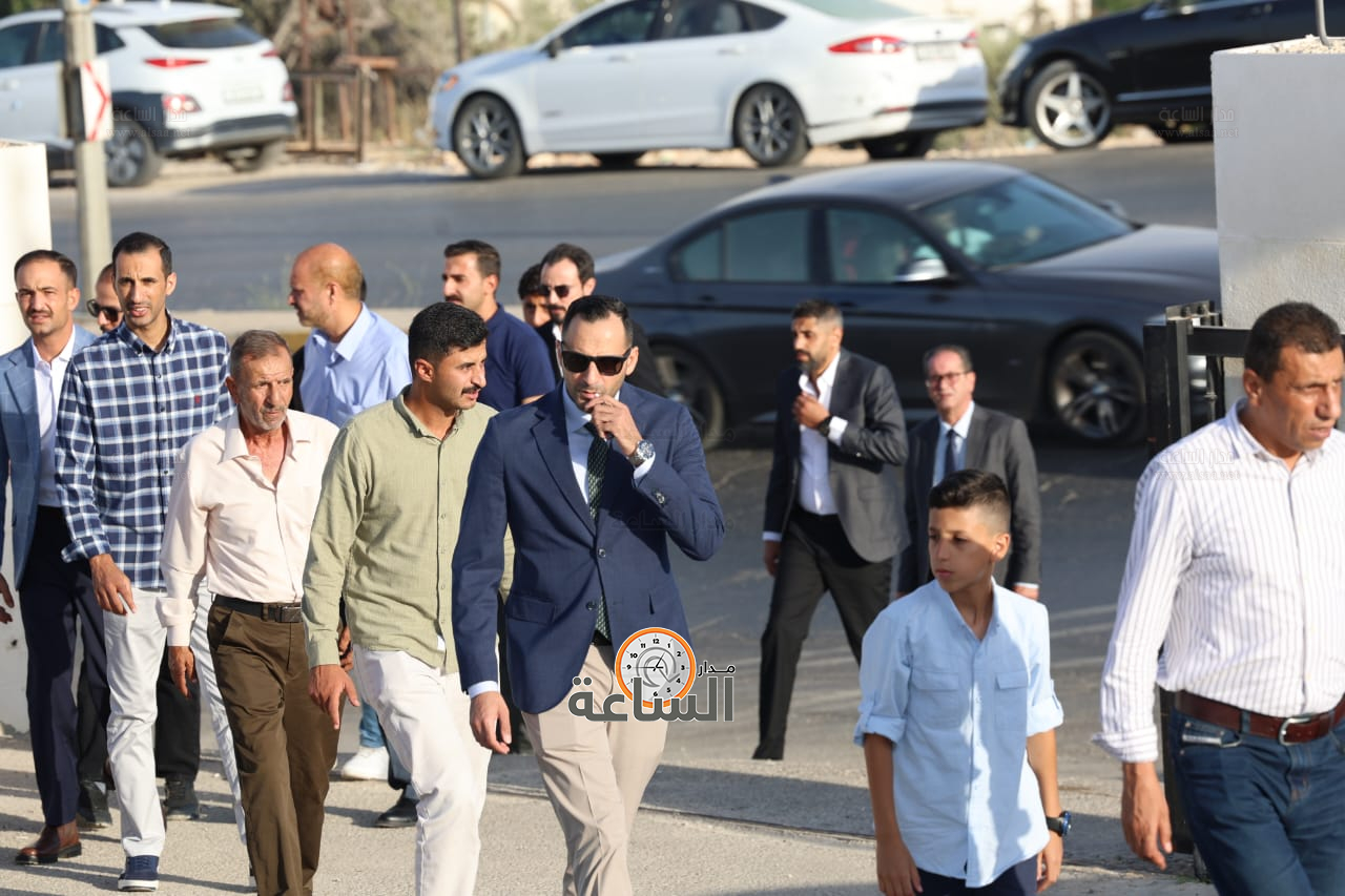 Madar Al-Saa Images 0.7102305846783751