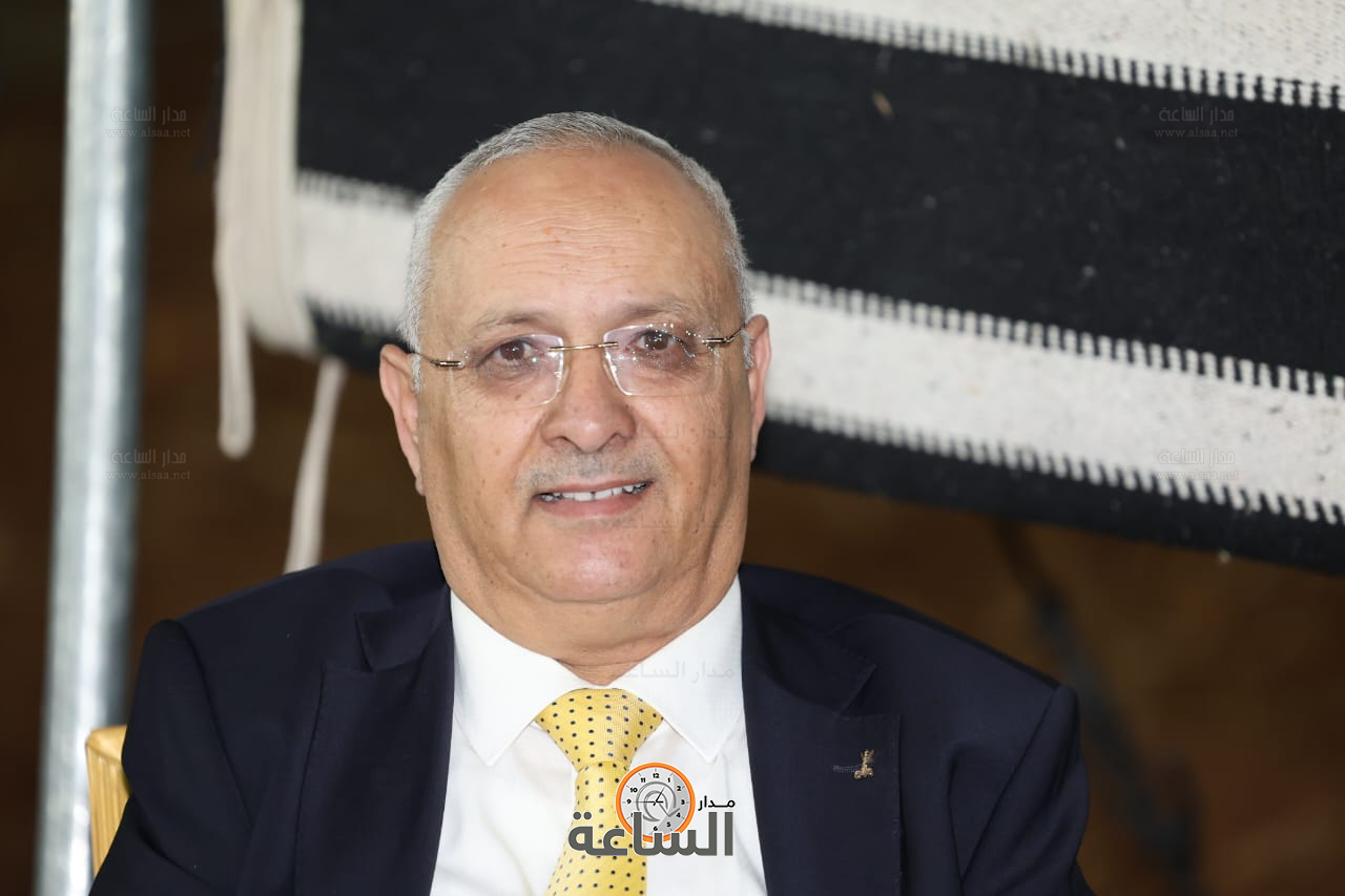 Madar Al-Saa Images 0.9899126641985655