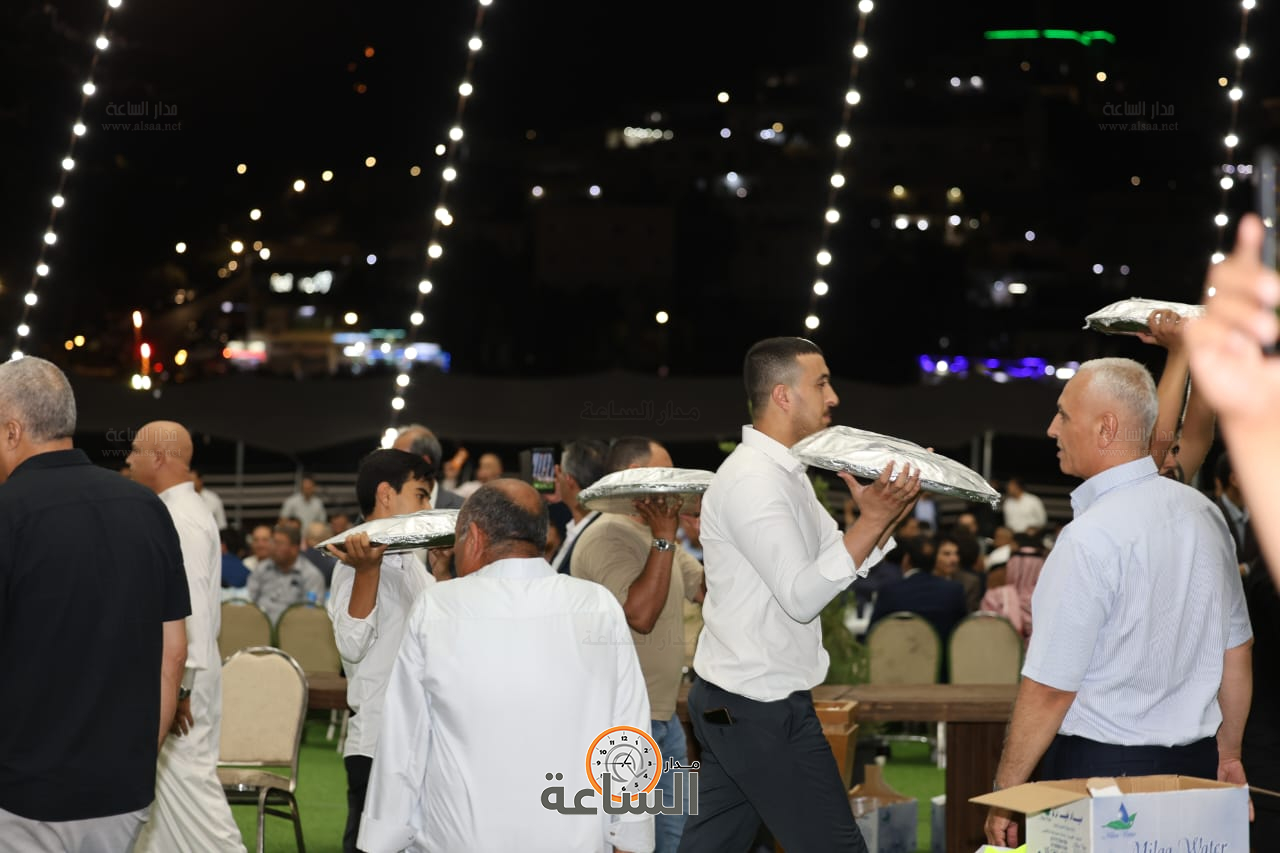 Madar Al-Saa Images 0.6924272089221243