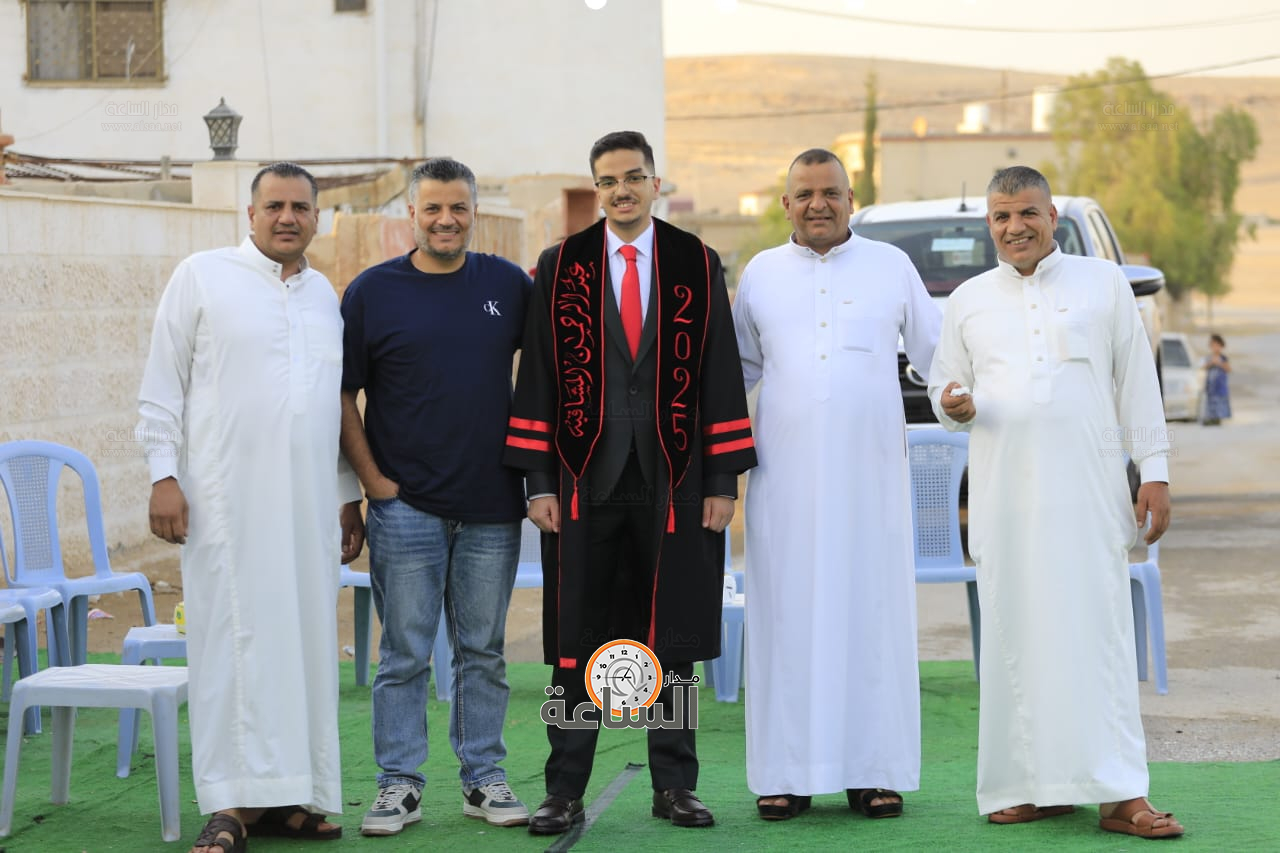 Madar Al-Saa Images 0.4313879510491697