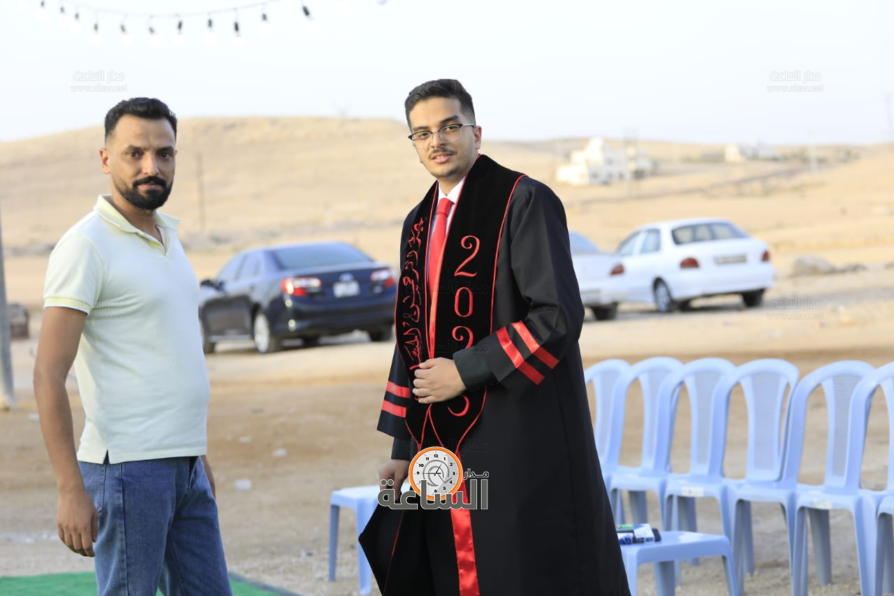 Madar Al-Saa Images 0.36416745886384405