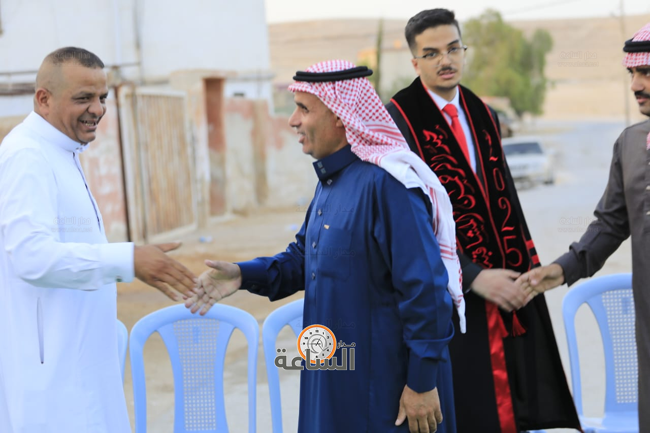 Madar Al-Saa Images 0.3720686767790017