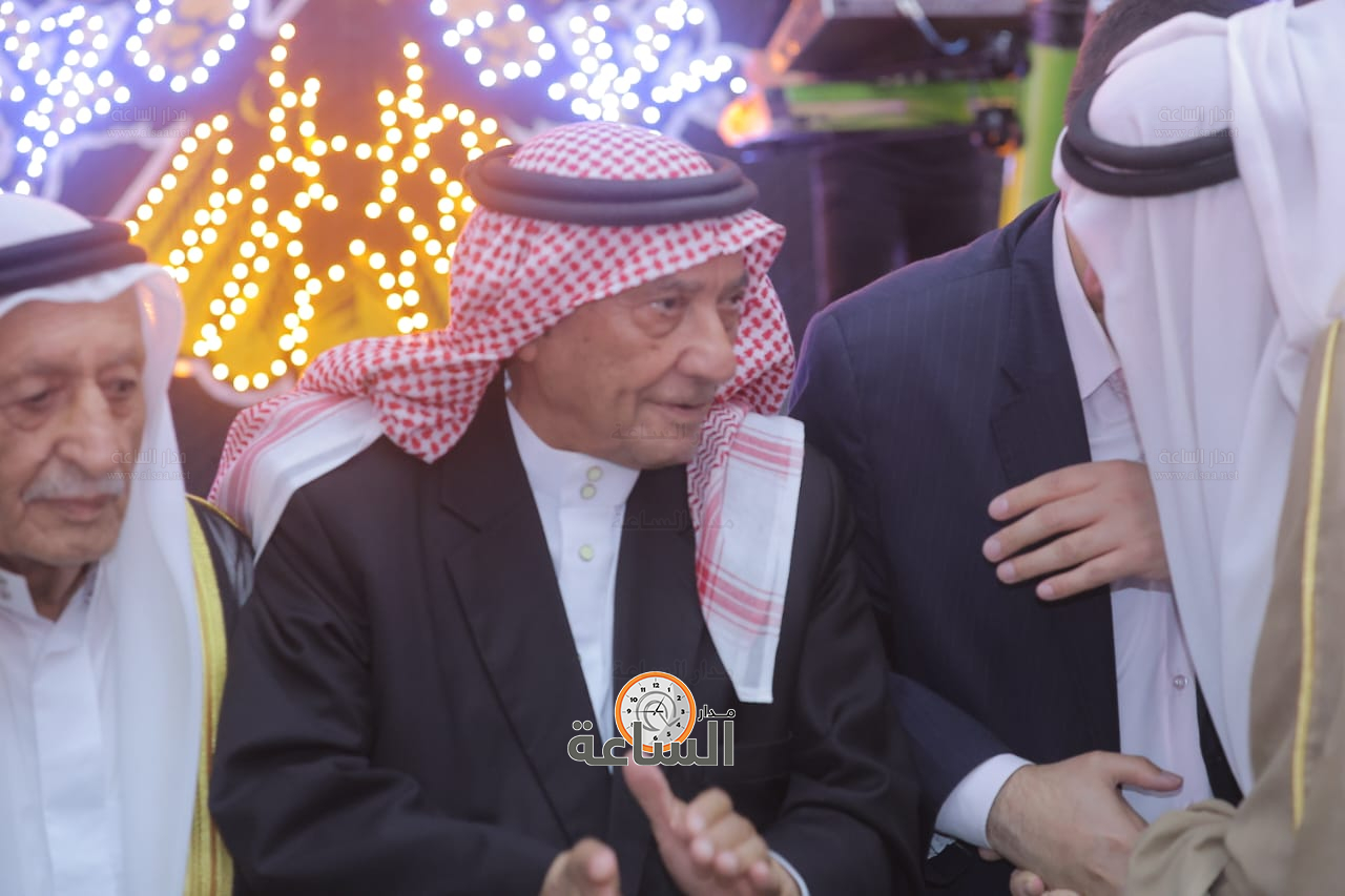 Madar Al-Saa Images 0.4857631603980588