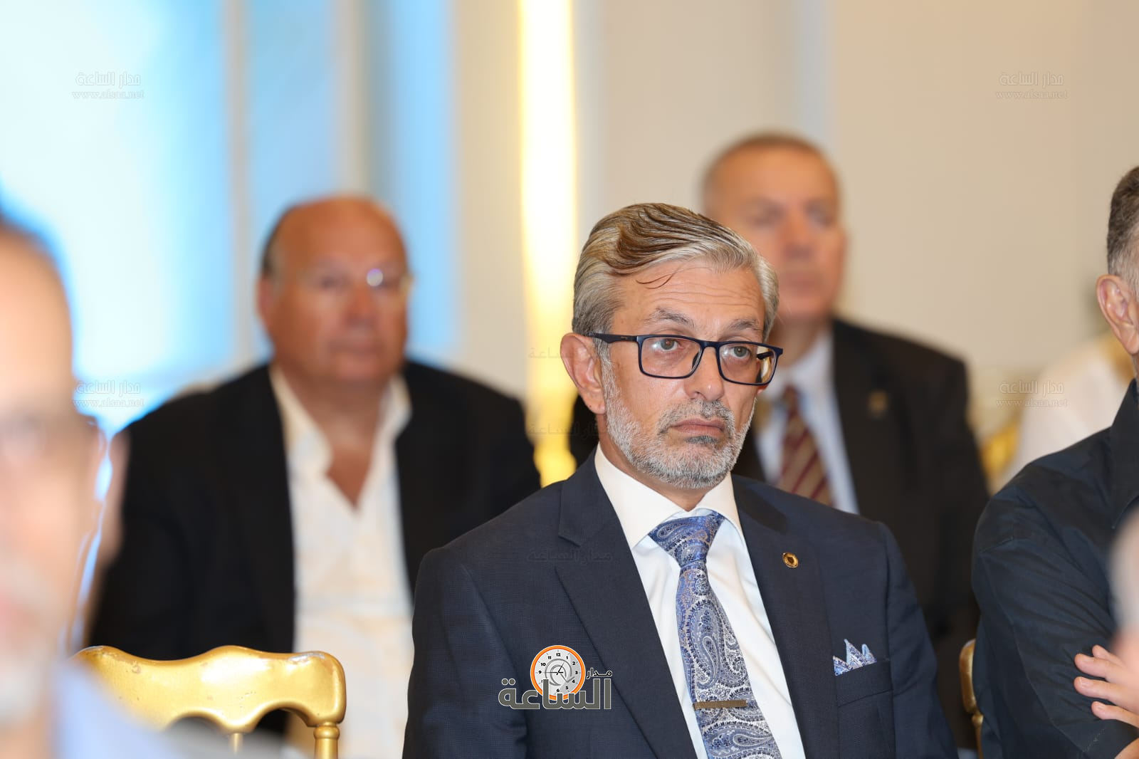 Madar Al-Saa Images 0.3524933362396342