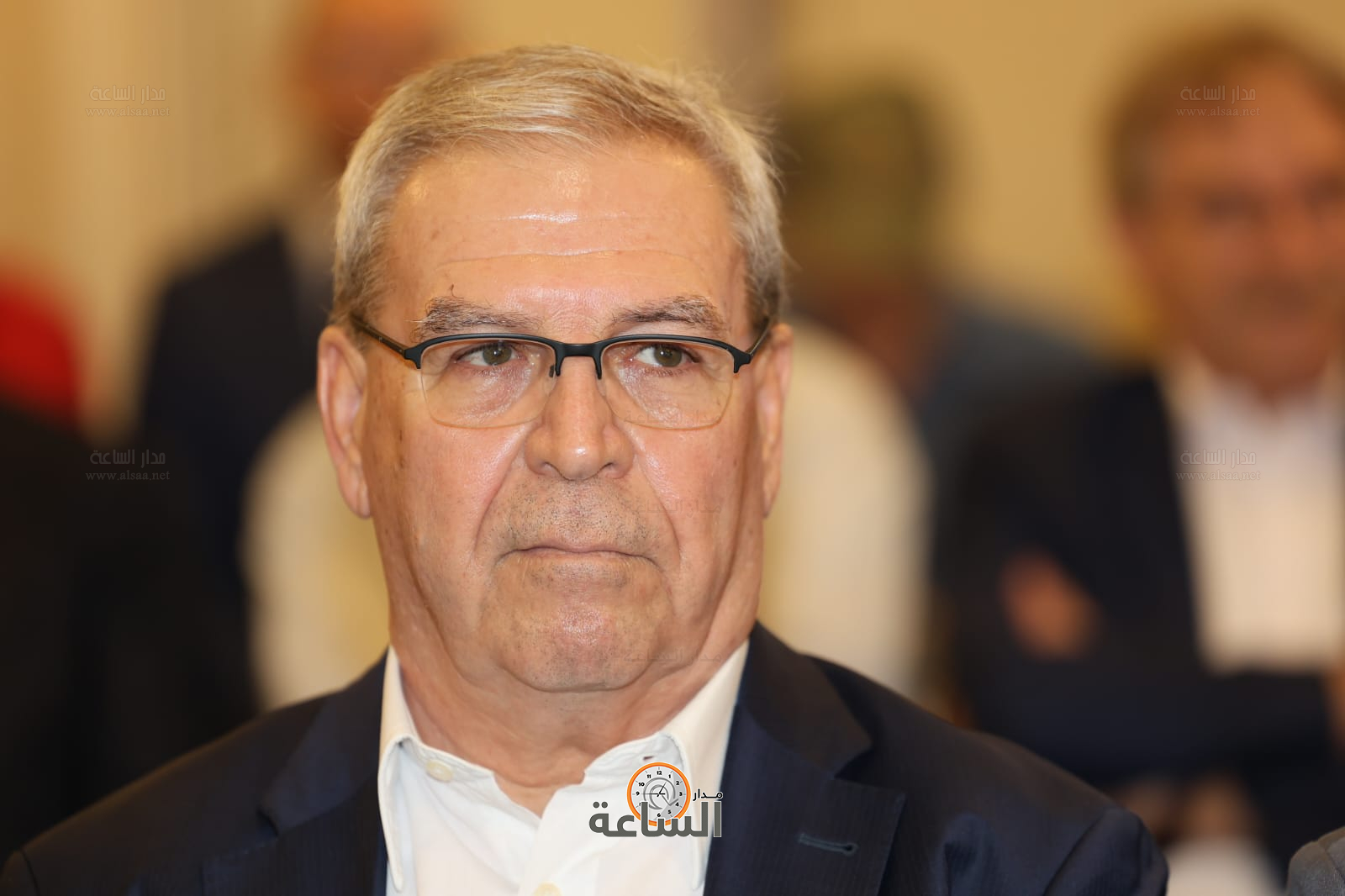 Madar Al-Saa Images 0.0065487111372373175