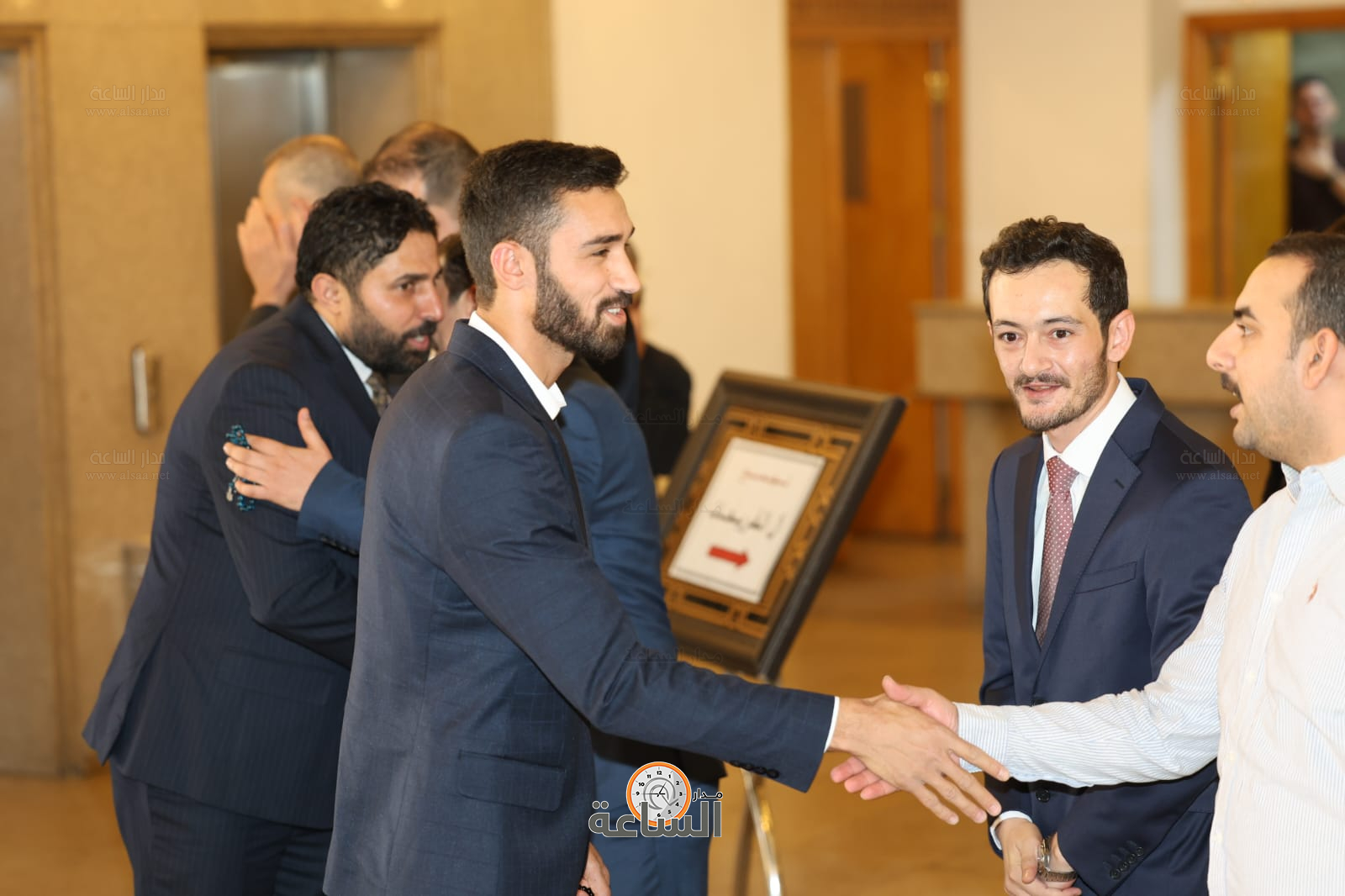 Madar Al-Saa Images 0.2020513429290115