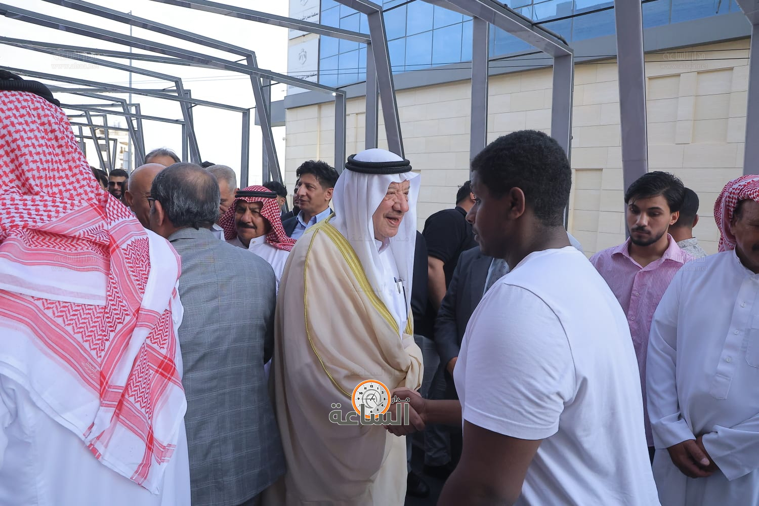 Madar Al-Saa Images 0.38779319936365086