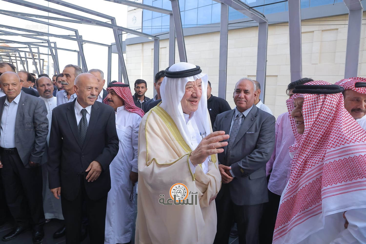 Madar Al-Saa Images 0.8500522819587116