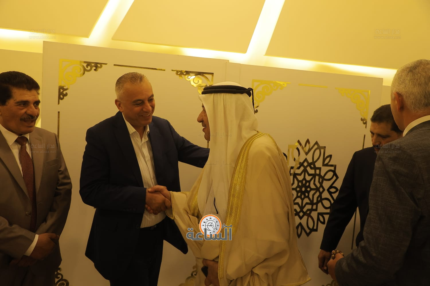 Madar Al-Saa Images 0.133219618715402