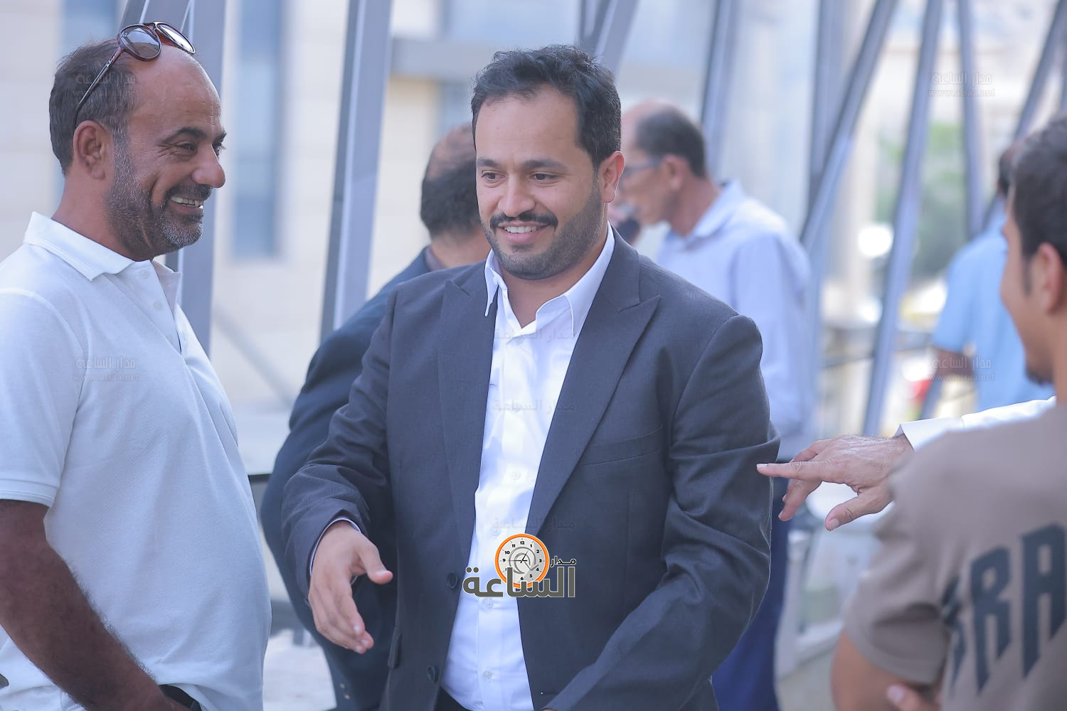 Madar Al-Saa Images 0.34290455524044816