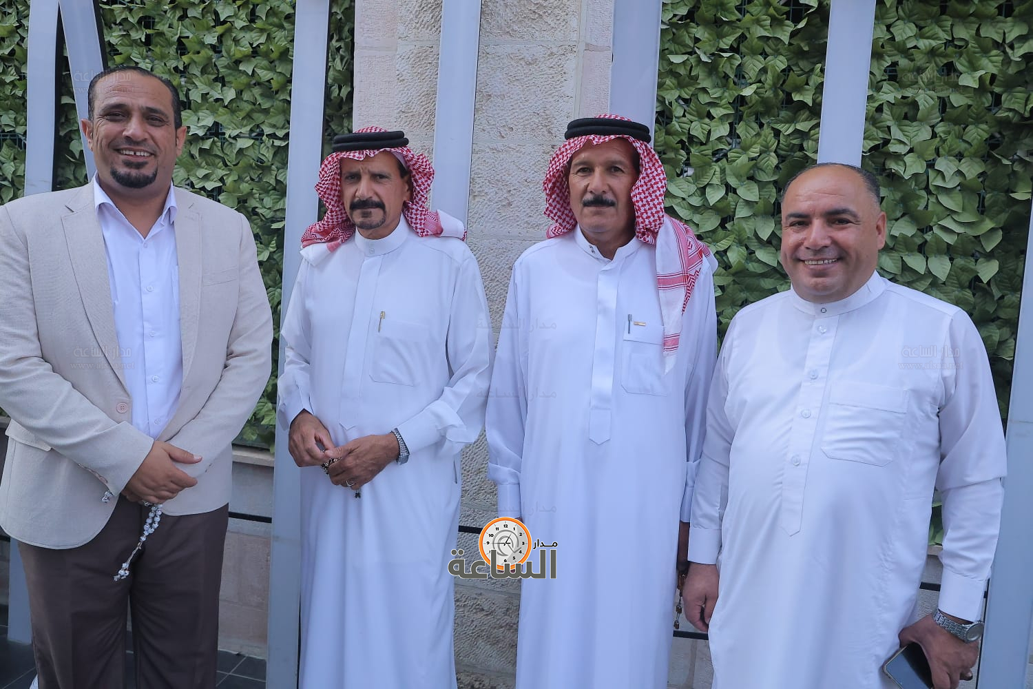 Madar Al-Saa Images 0.005442530763720588