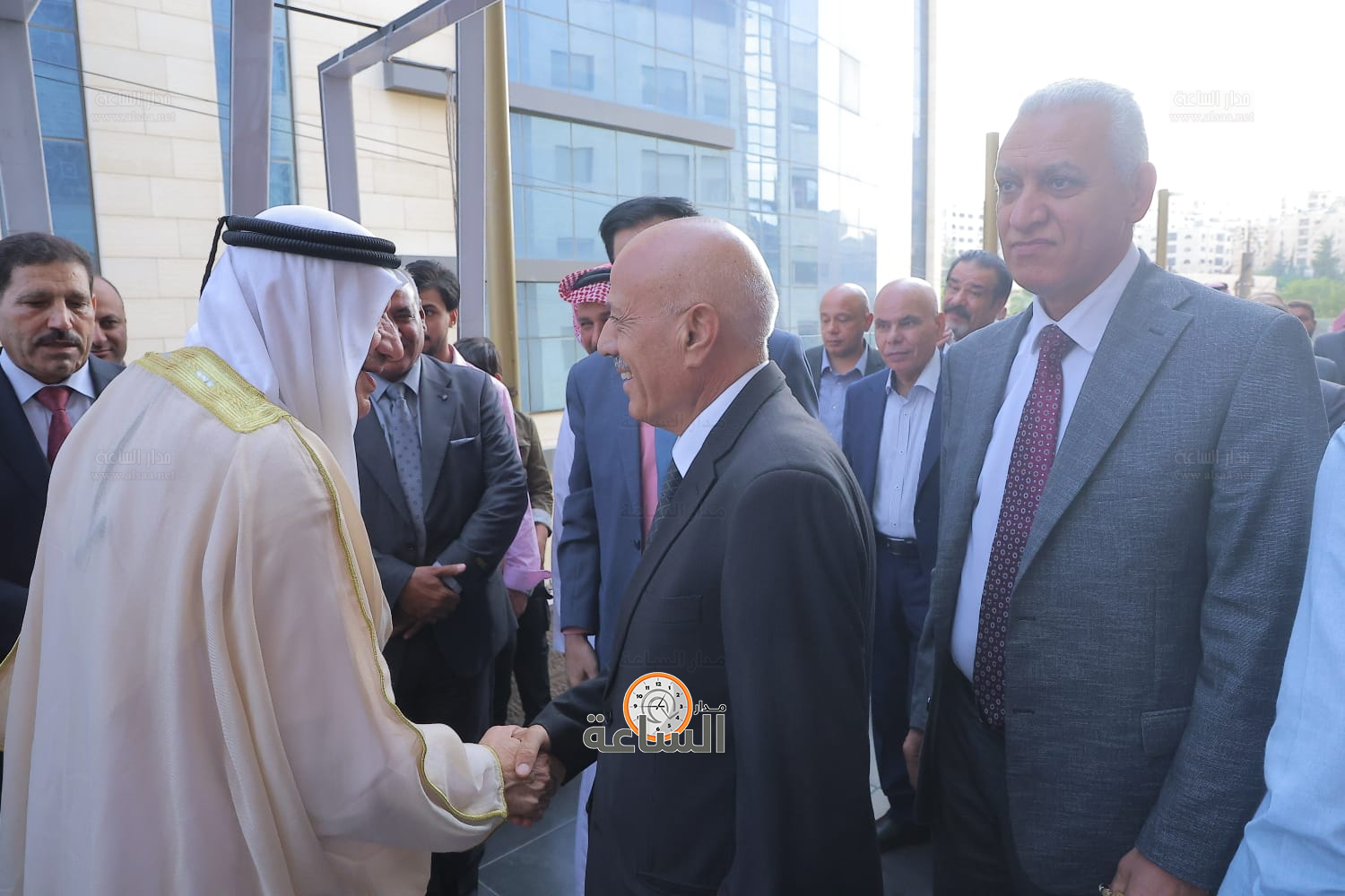 Madar Al-Saa Images 0.020384882812492178