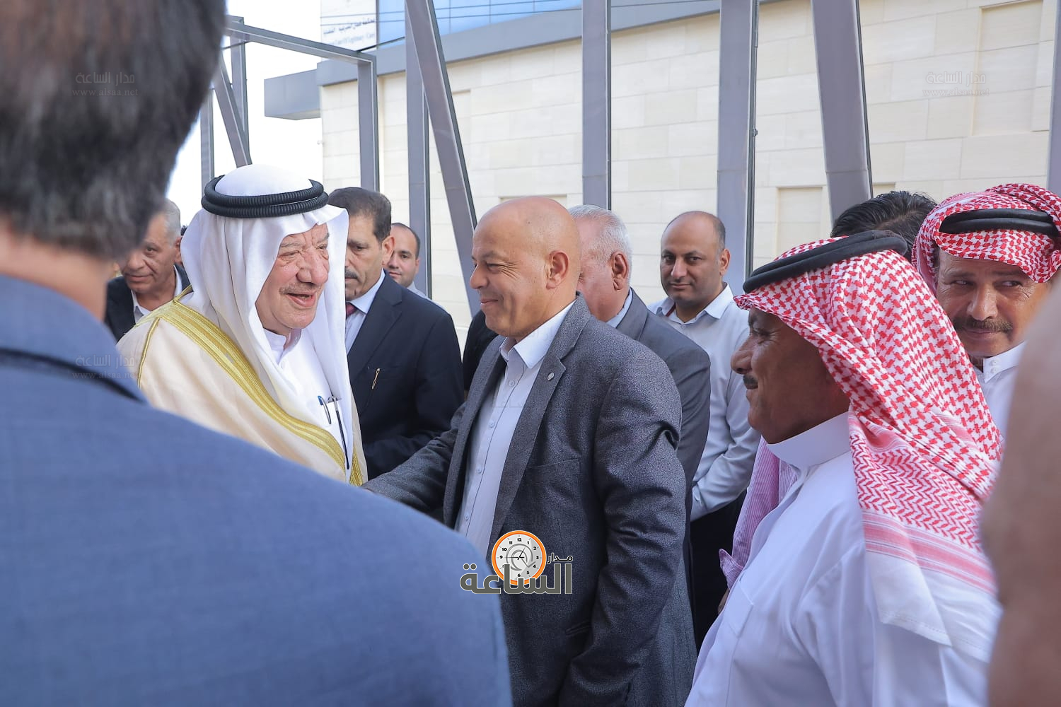 Madar Al-Saa Images 0.2162944439376452