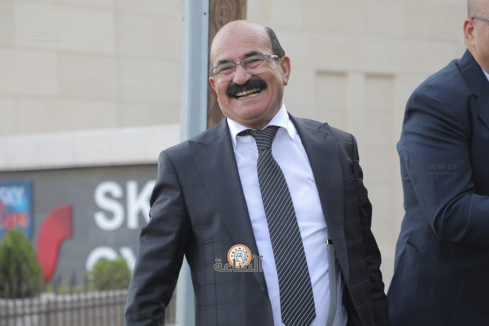 Madar Al-Saa Images 0.6032328132606132