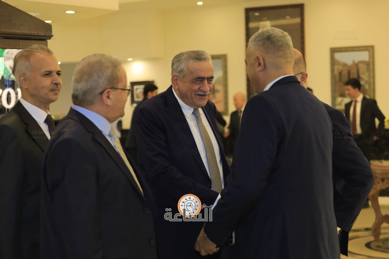 Madar Al-Saa Images 0.2002187880893208