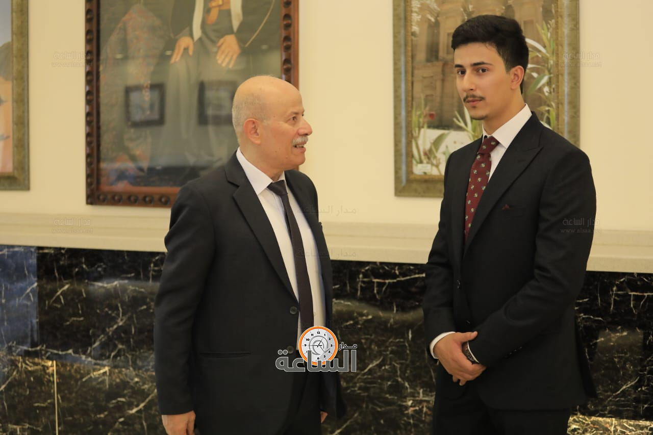 Madar Al-Saa Images 0.07994996211474015