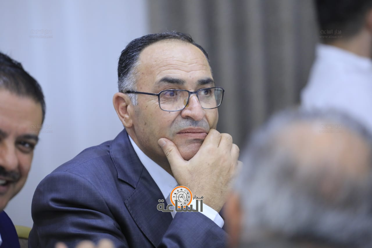 Madar Al-Saa Images 0.7416760623937457