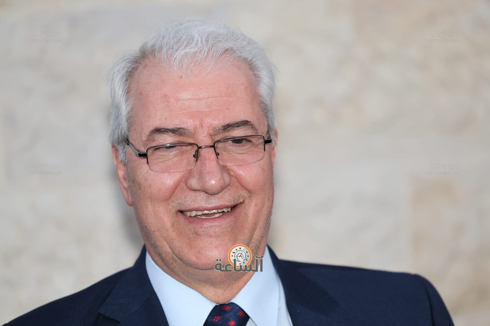 Madar Al-Saa Images 0.7990259187682311