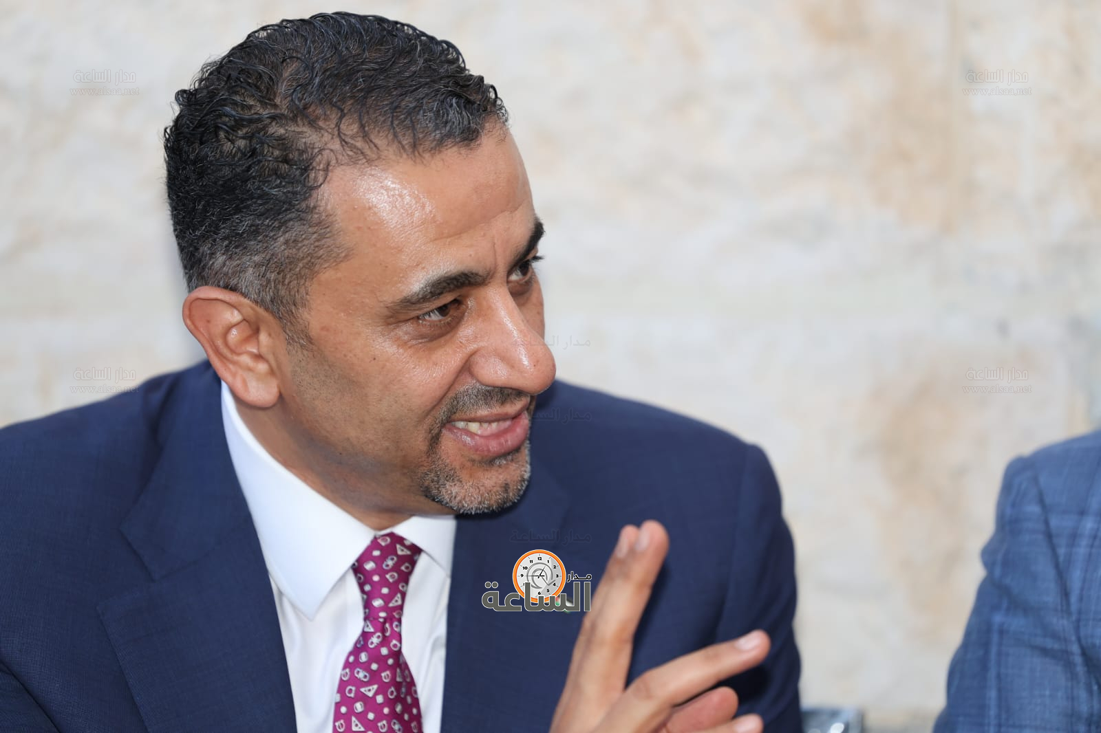 Madar Al-Saa Images 0.9114517076727338