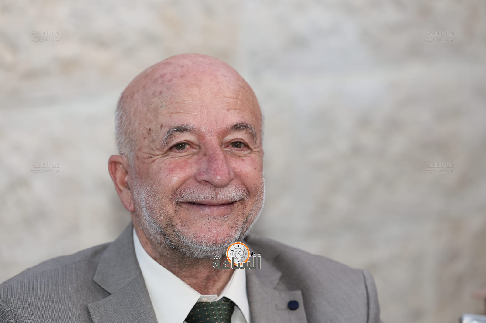 Madar Al-Saa Images 0.48012962731649456