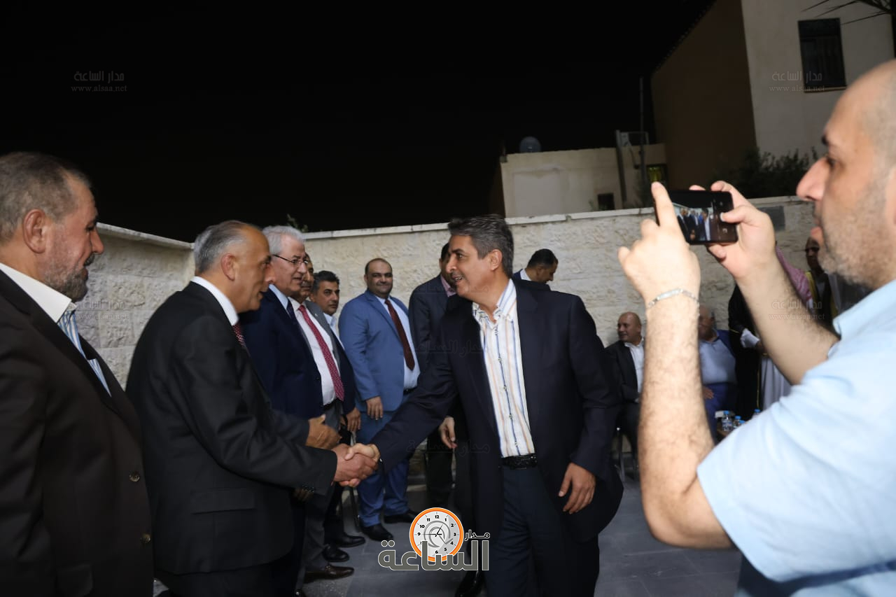 Madar Al-Saa Images 0.8988155093915617