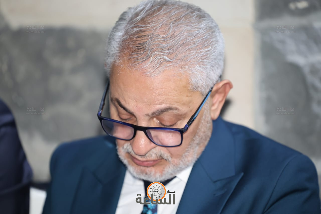 Madar Al-Saa Images 0.9218629425899463