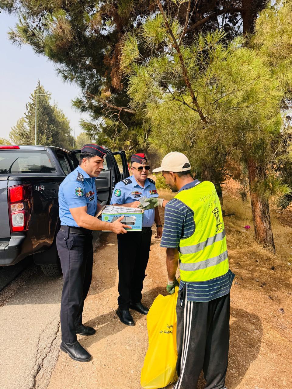 Madar Al-Saa Images 0.4342391910646938