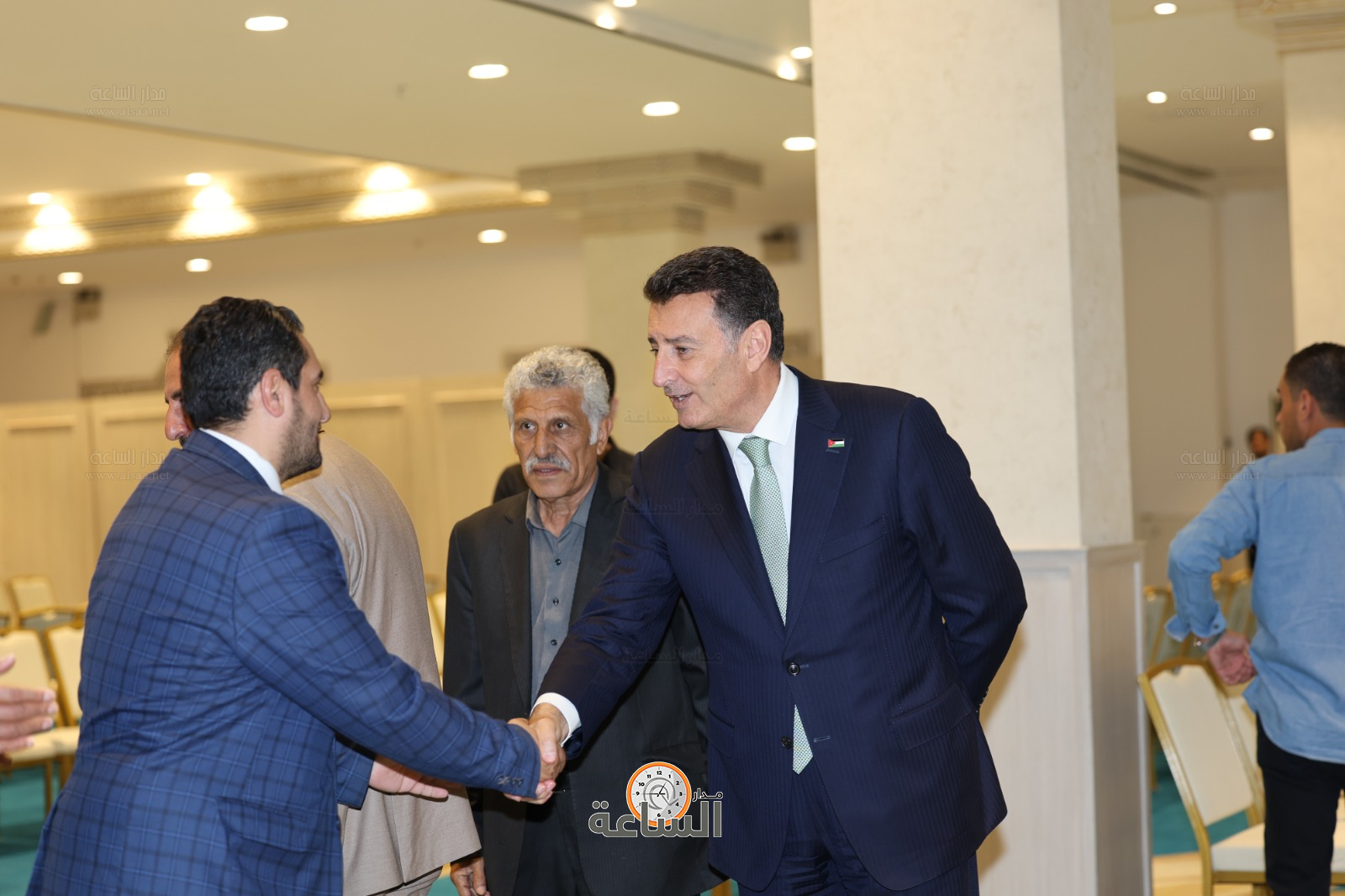 Madar Al-Saa Images 0.6556093156162504