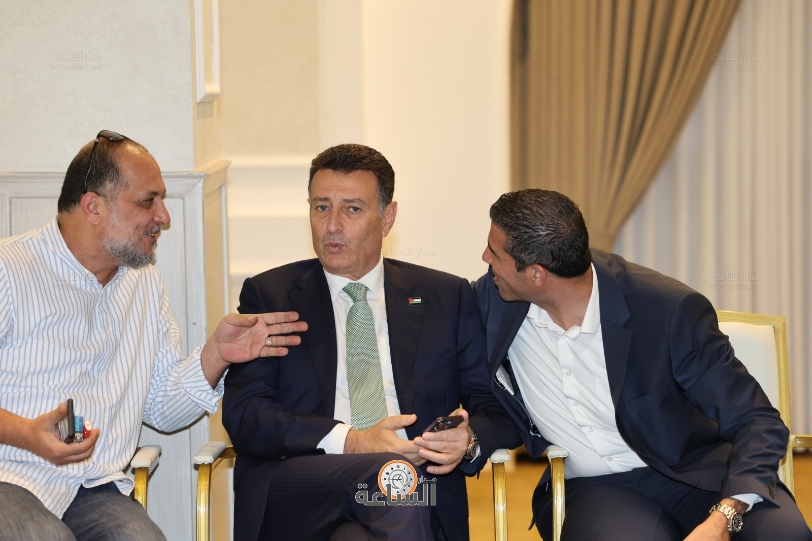 Madar Al-Saa Images 0.016867398504694875