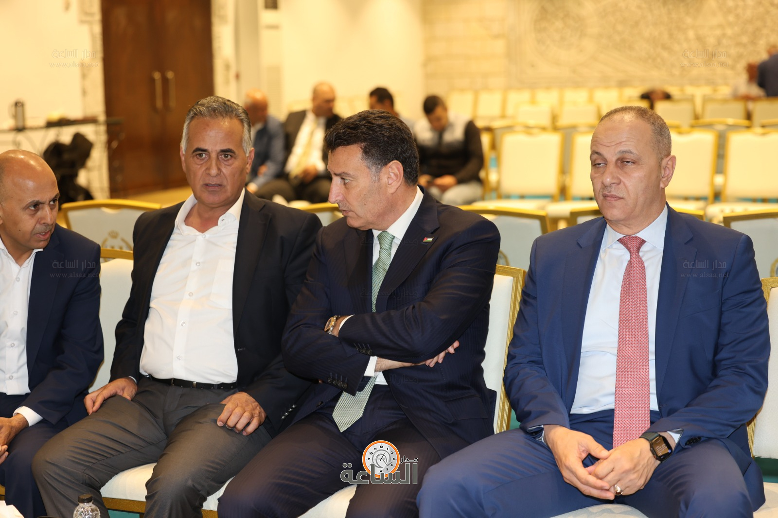 Madar Al-Saa Images 0.3135488880029129